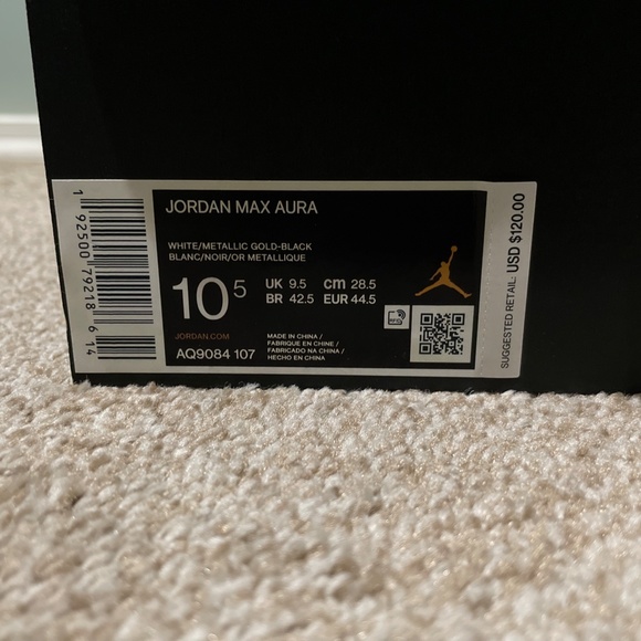 Jordan Max Aura Mens 10.5 - Picture 4 of 8
